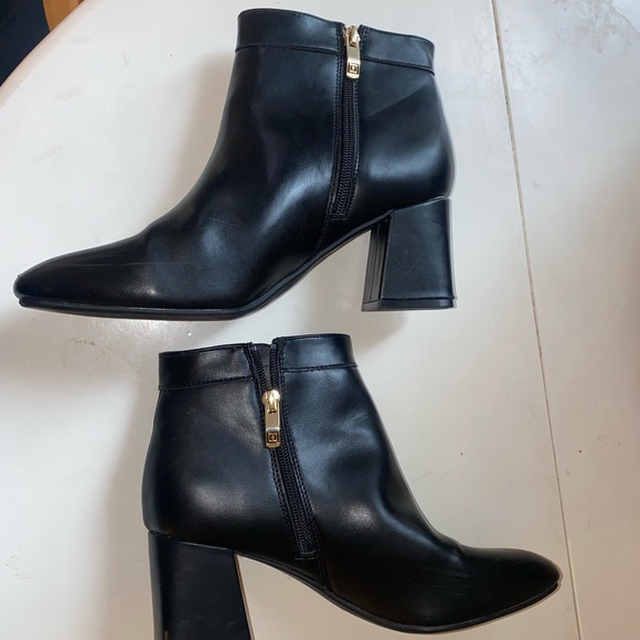 Liz Claiborne Macomb Black Booties - Picture 3 of 5